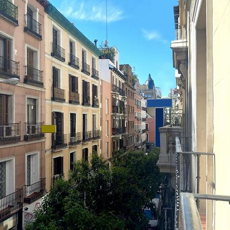 Woohoo Rooms Hortaleza Madrid Esterno foto