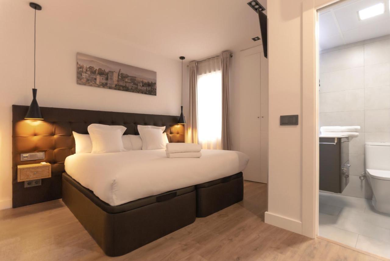Woohoo Rooms Hortaleza Madrid Esterno foto
