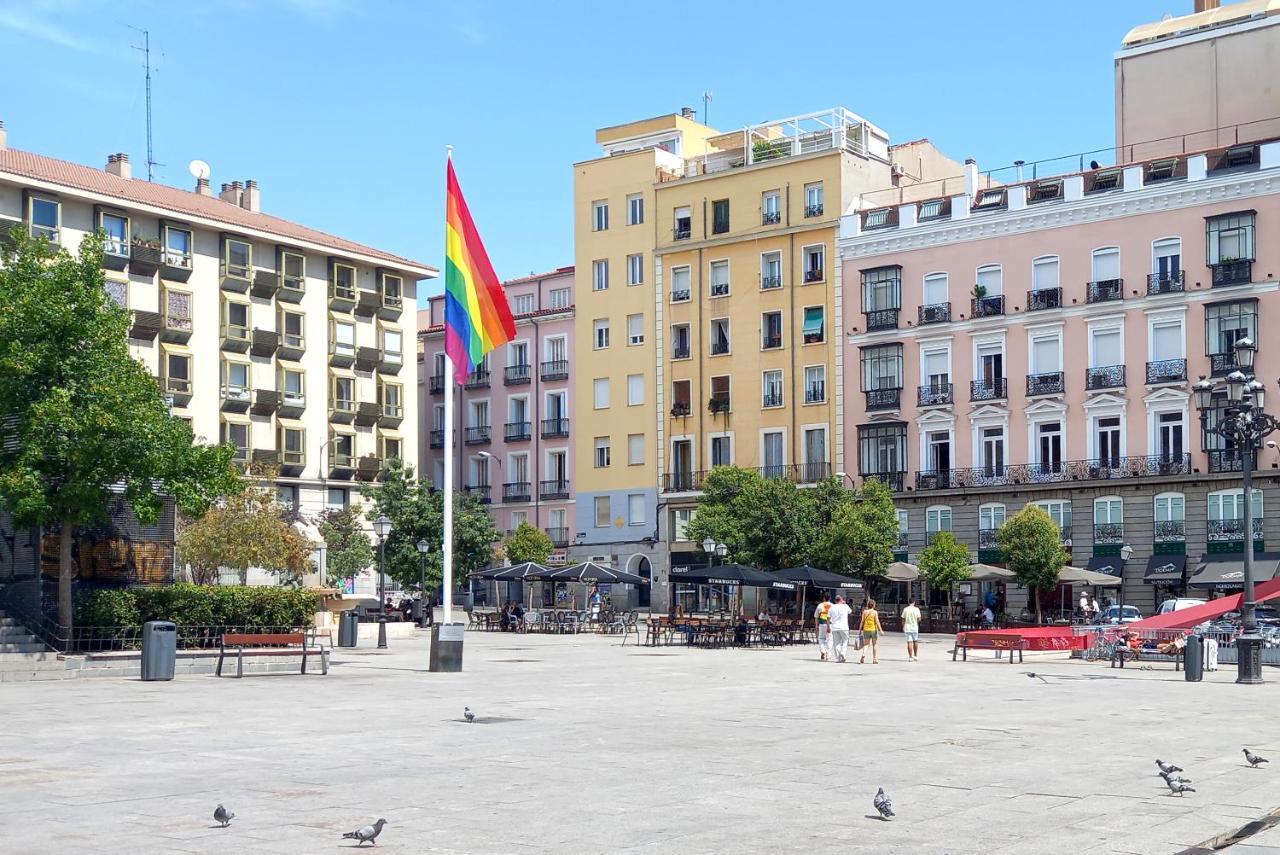 Woohoo Rooms Hortaleza Madrid Esterno foto