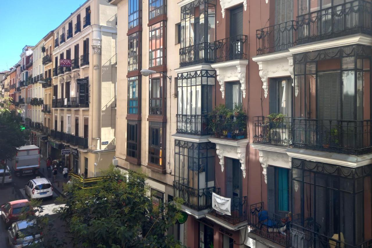 Woohoo Rooms Hortaleza Madrid Esterno foto